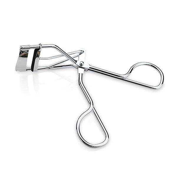 kep-bam-mi-face-shop-eyelash-curler-han-quoc-nhin-la-1