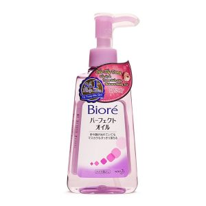 dau-tay-trang-biore-150ml