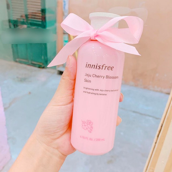 nuoc-hoa-hong-innisfree-jeju-cherry-blossom-skin-200ml-2